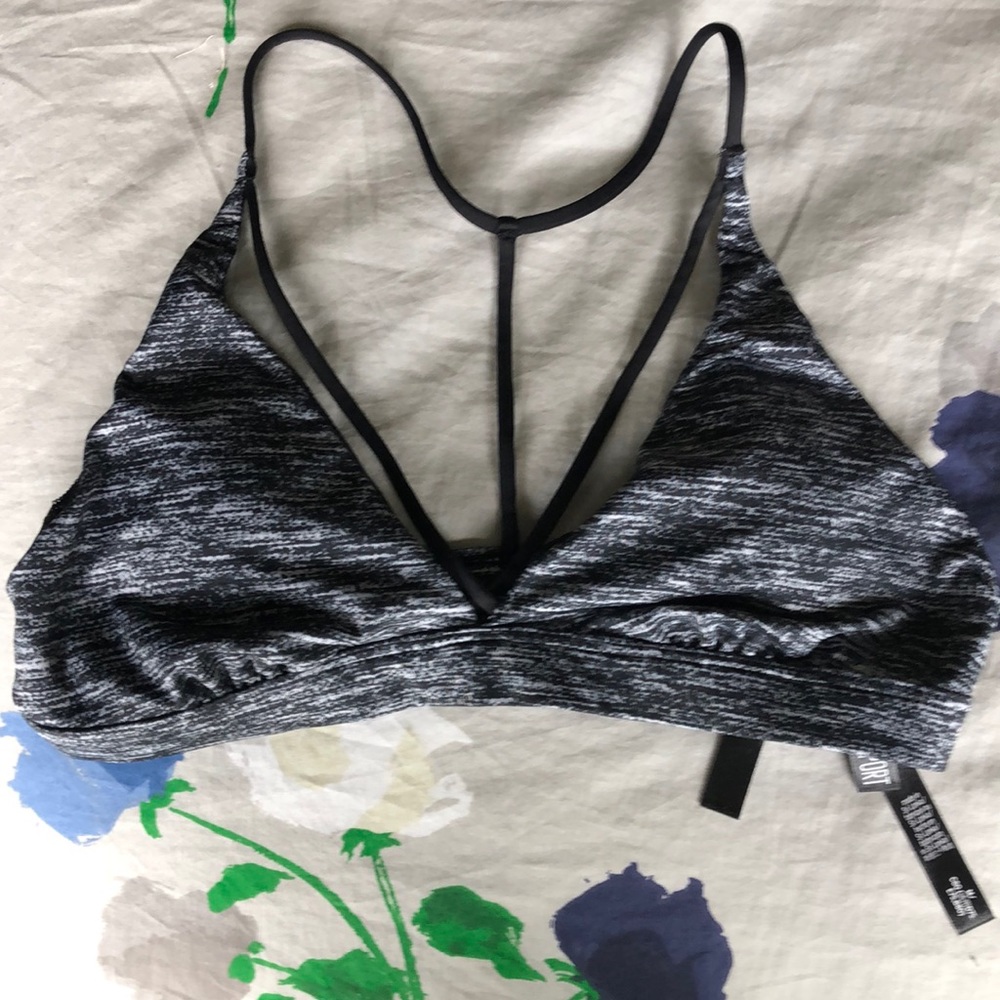 Lightweight Sports Bra